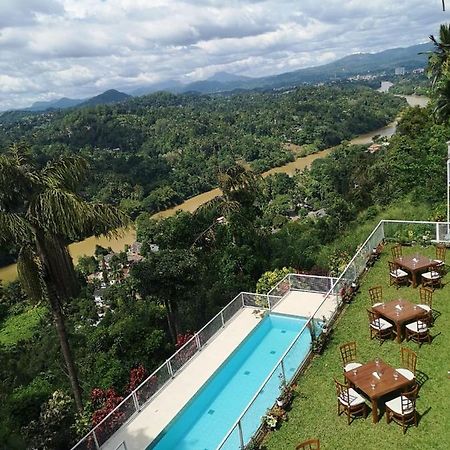 The Mountbatten Hotel Kandy Exteriér fotografie