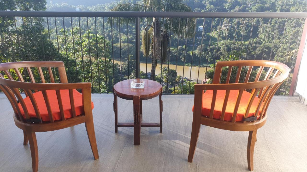 The Mountbatten Hotel Kandy Exteriér fotografie